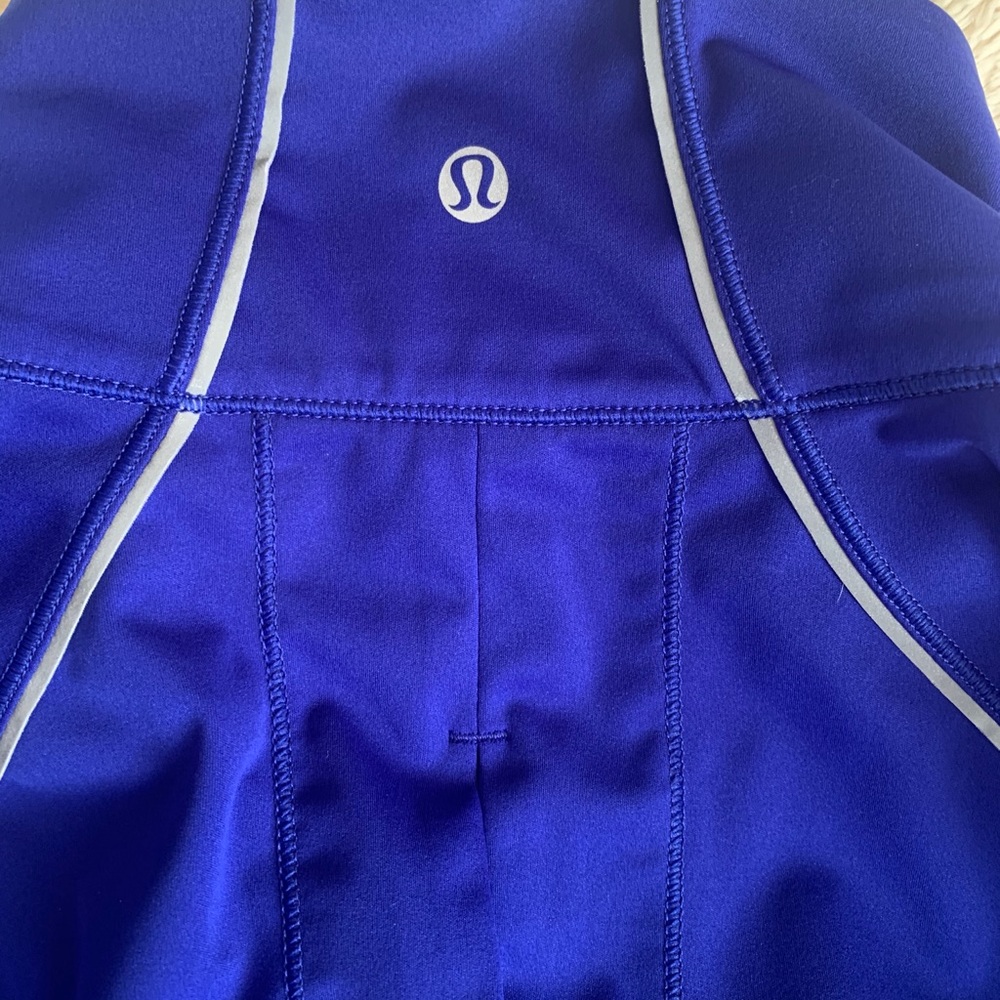 Lululemon Jacket - Picture 10 of 16